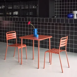 2-seater square steel garden table set with 2 chairs