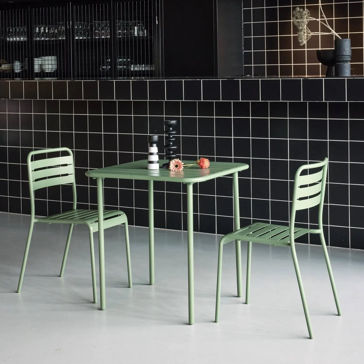 2-seater square steel garden table set with 2 chairs
