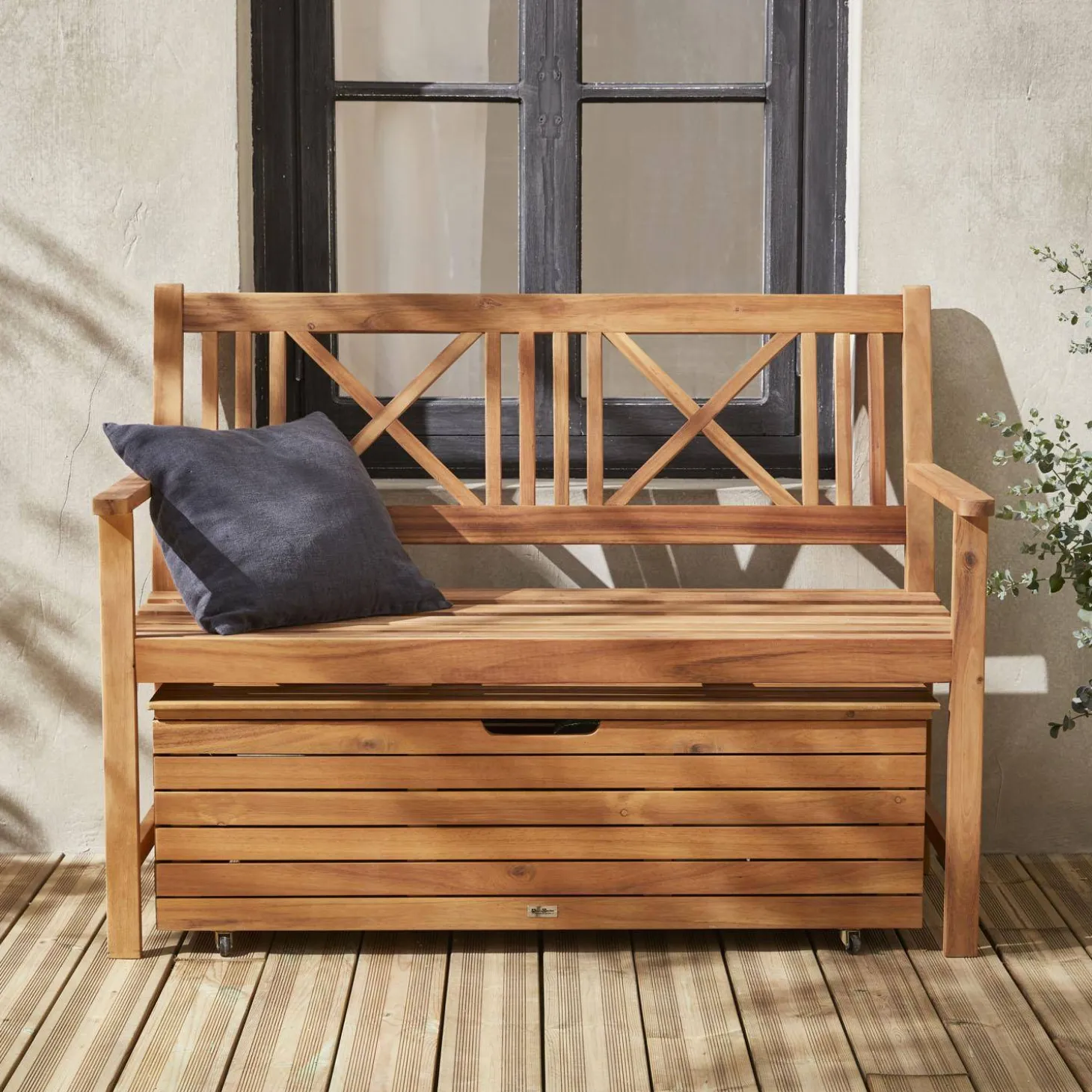 3-seater wooden bench