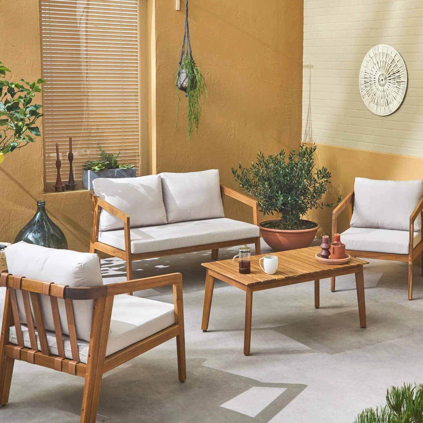 4-seater wooden garden sofa set