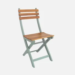 8-seater wooden garden table with rounded corners