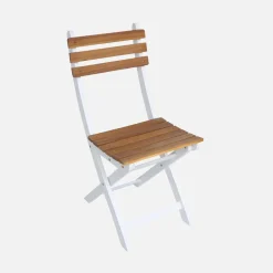 8-seater wooden garden table with rounded corners