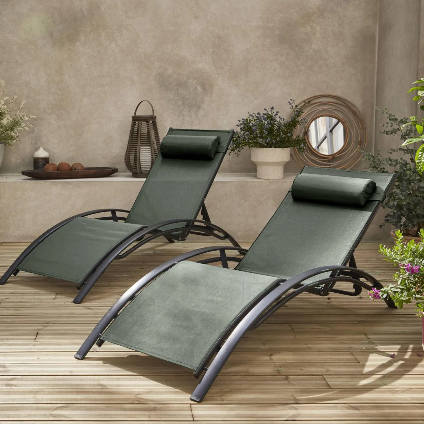 Set of 2 aluminium and textilene sun loungers, 4 reclining positions