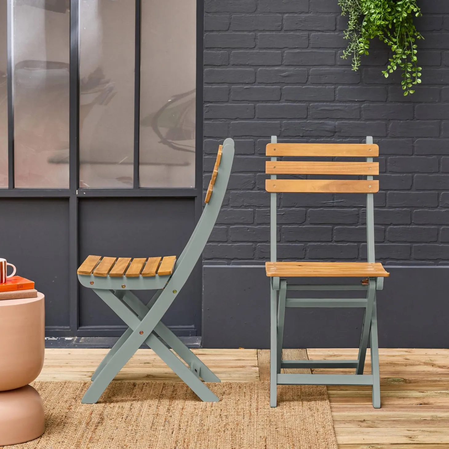 Set of 2 folding acacia garden chairs