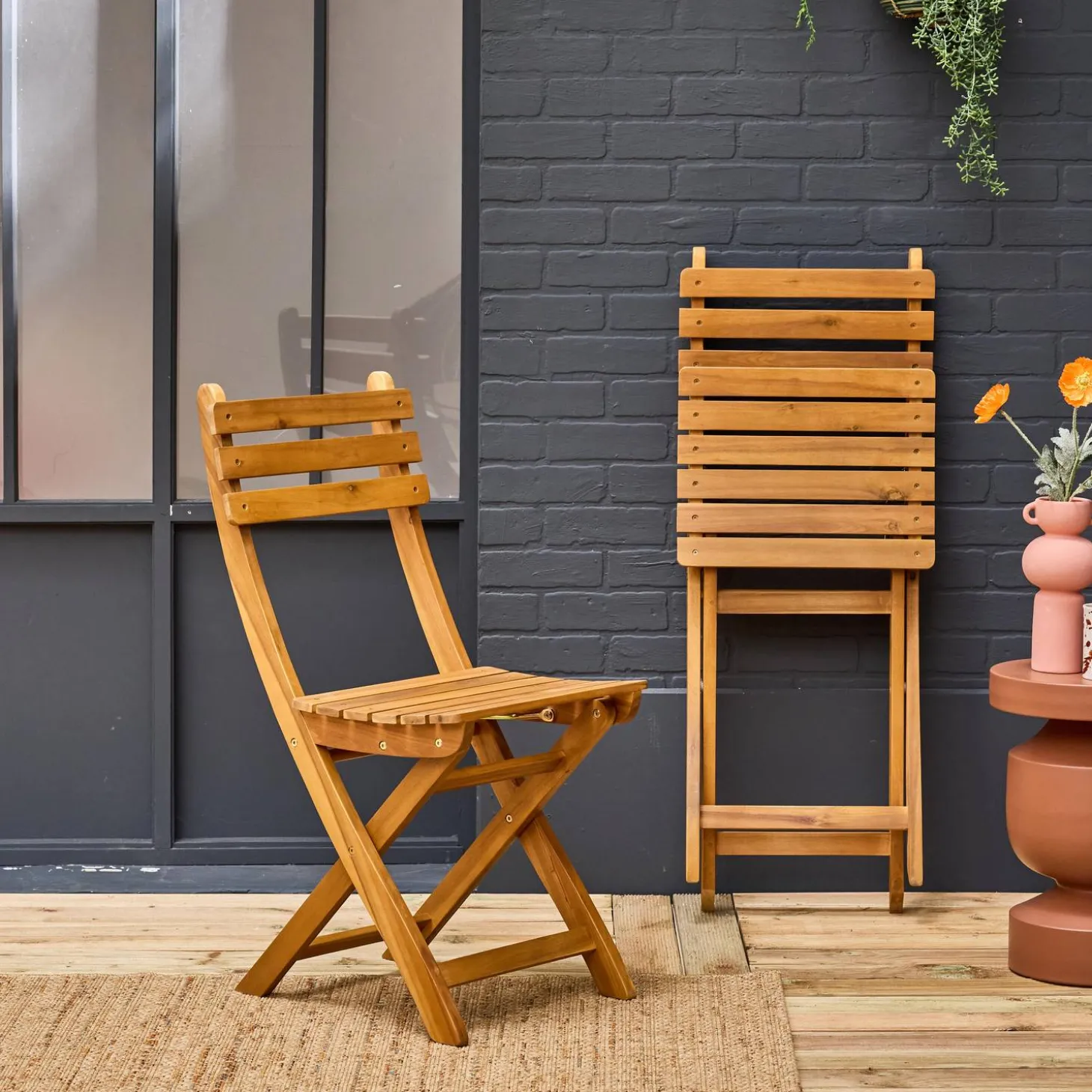 Set of 2 folding acacia garden chairs