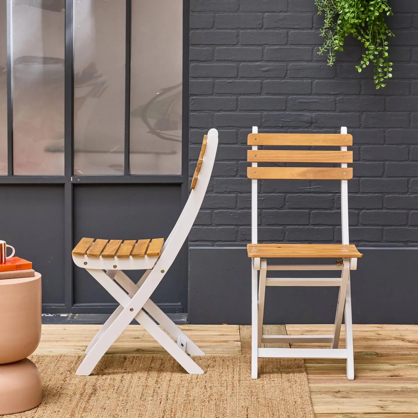 Set of 2 folding acacia garden chairs