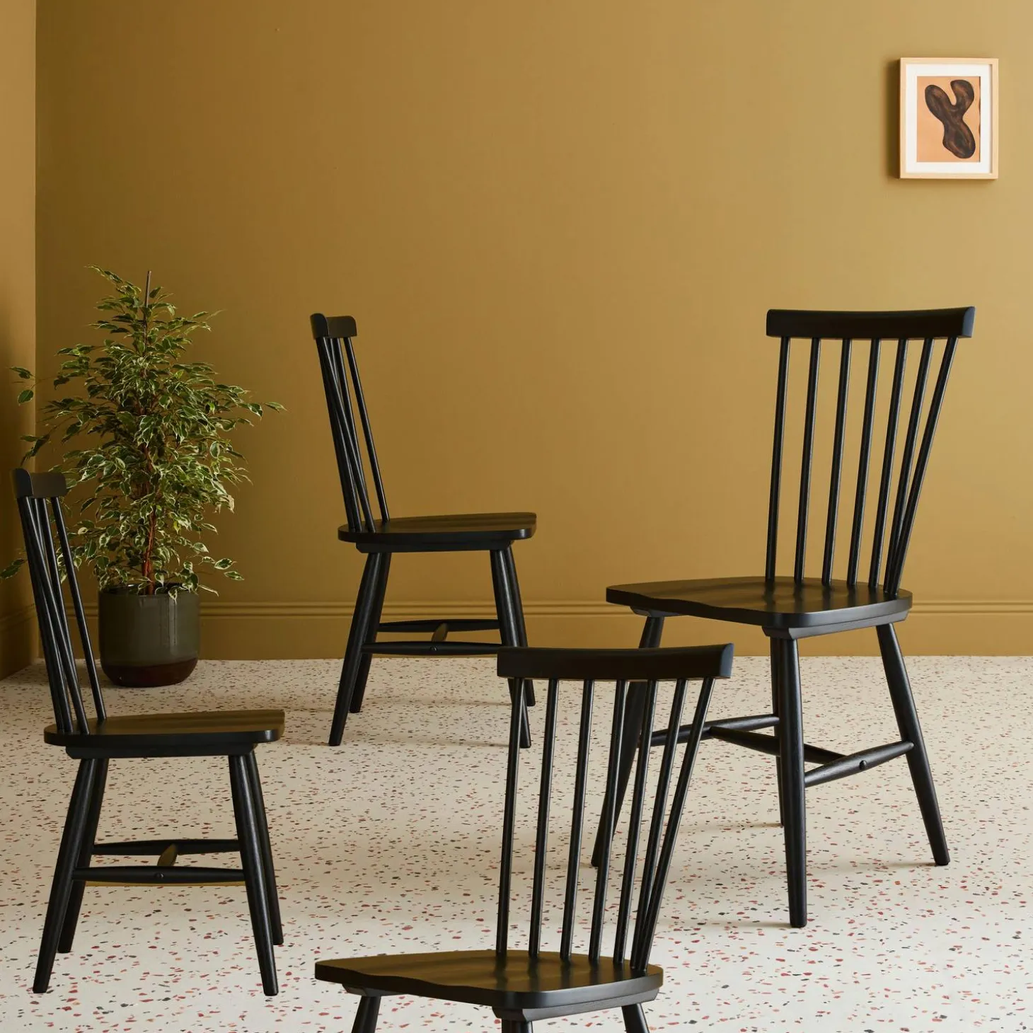 Set of 4 hevea wooden chairs
