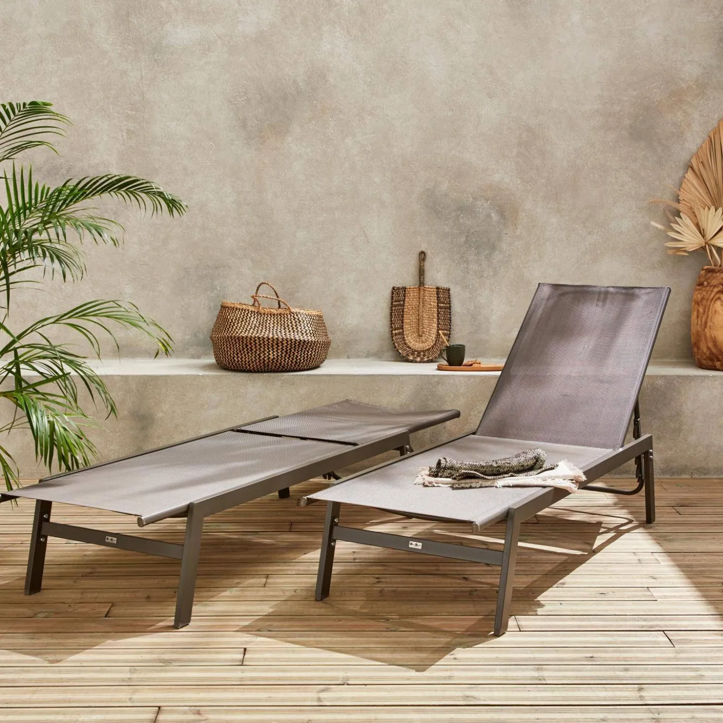 Set of 2 multi-position deckchairs, textilene and steel