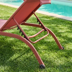 Set of 2 multi-position steel sun loungers with cushion and wheels