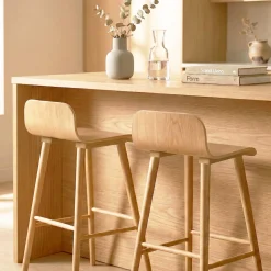Set of 2 scandinavian bar stools in rubberwood