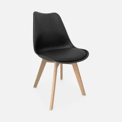 Set of 4 scandi-style dining chairs with wooden legs