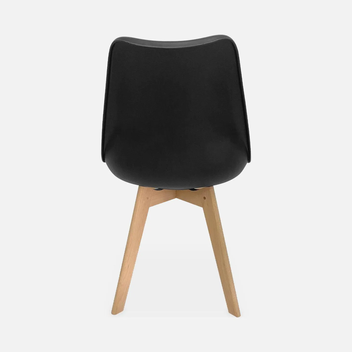 Set of 4 scandi-style dining chairs with wooden legs