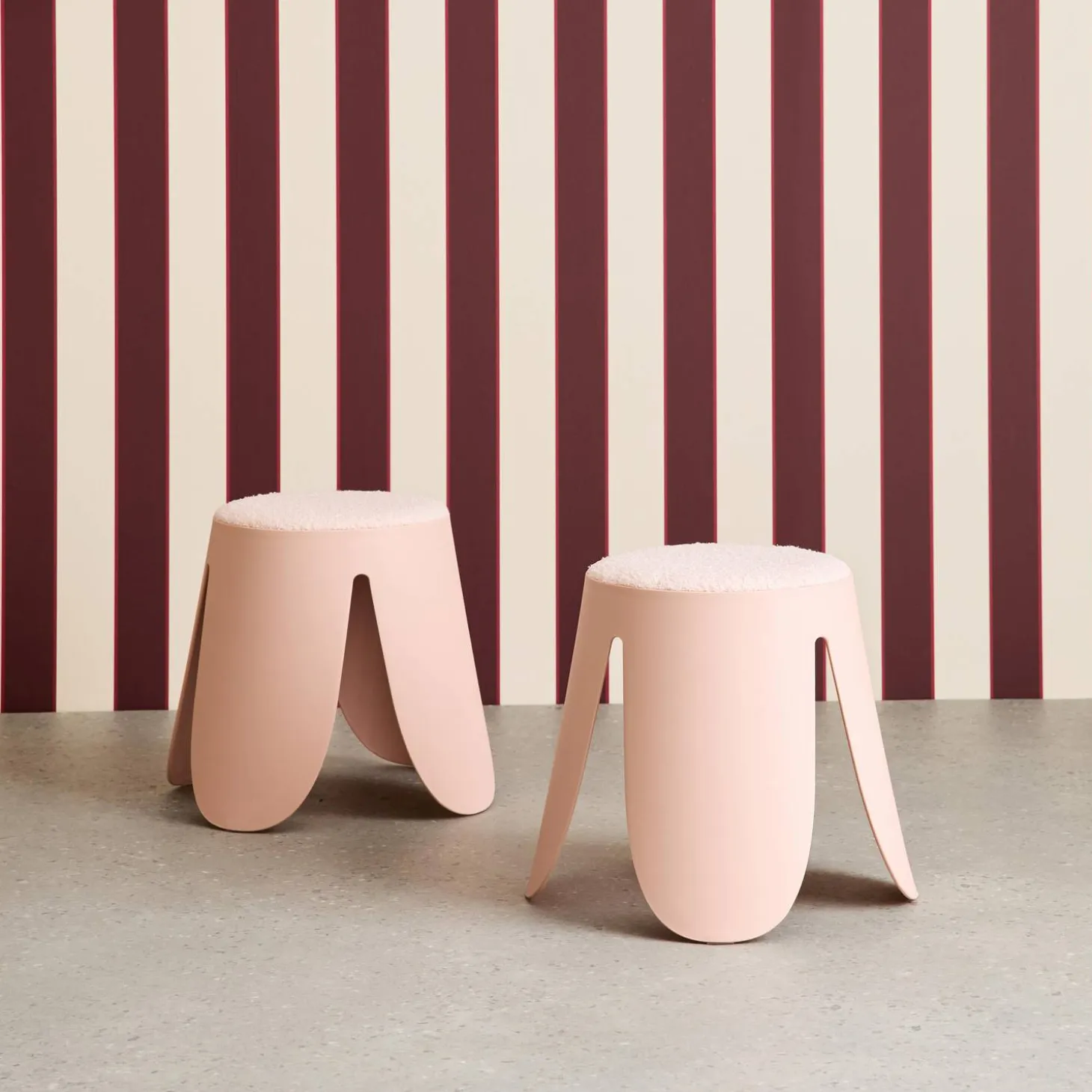 Set of 2 stackable children's stools in polypropylene and textured boucle