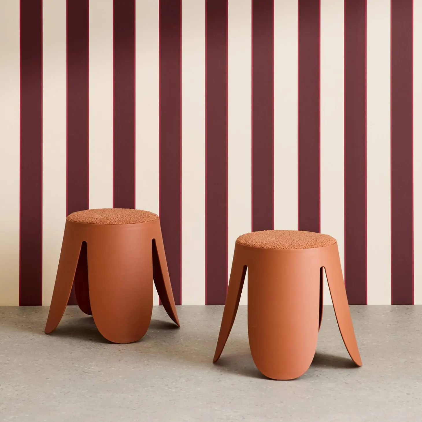 Set of 2 stackable children's stools in polypropylene and textured boucle
