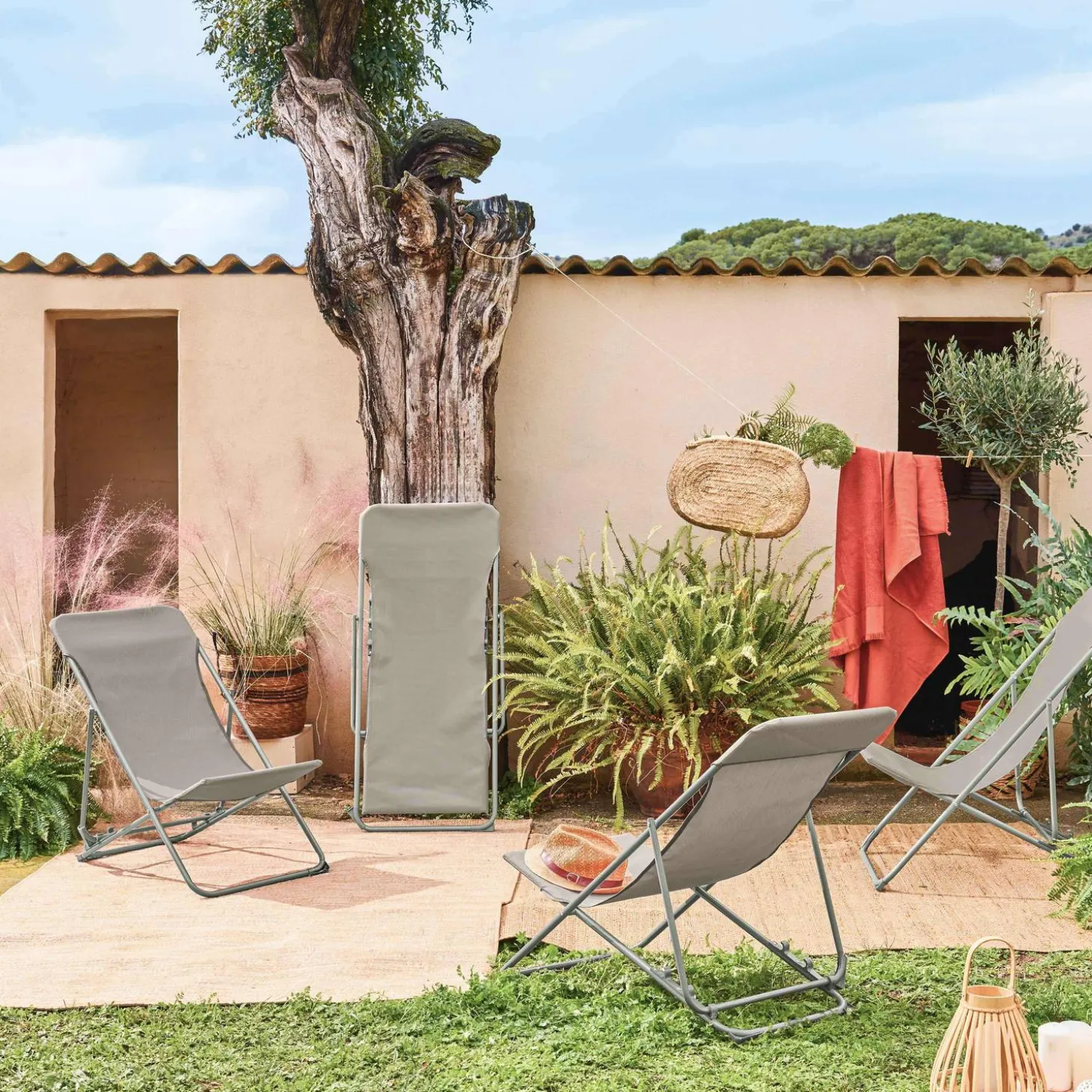Set of 4 textilene folding sun loungers of steel