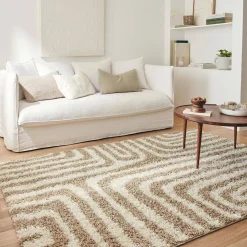 Shaggy Indoor Rug with Beige Geometric Patterns