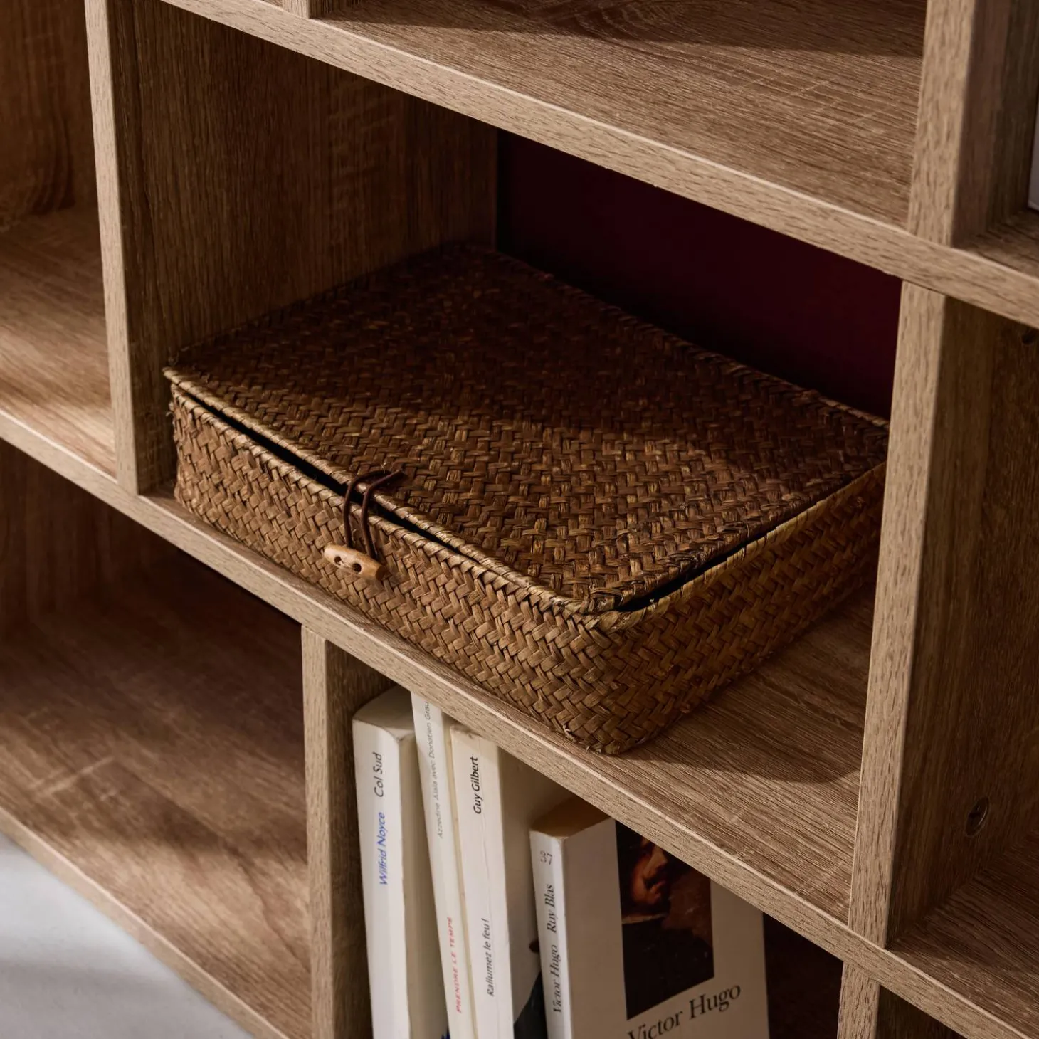 3-shelf bookshelf with 12 compartments