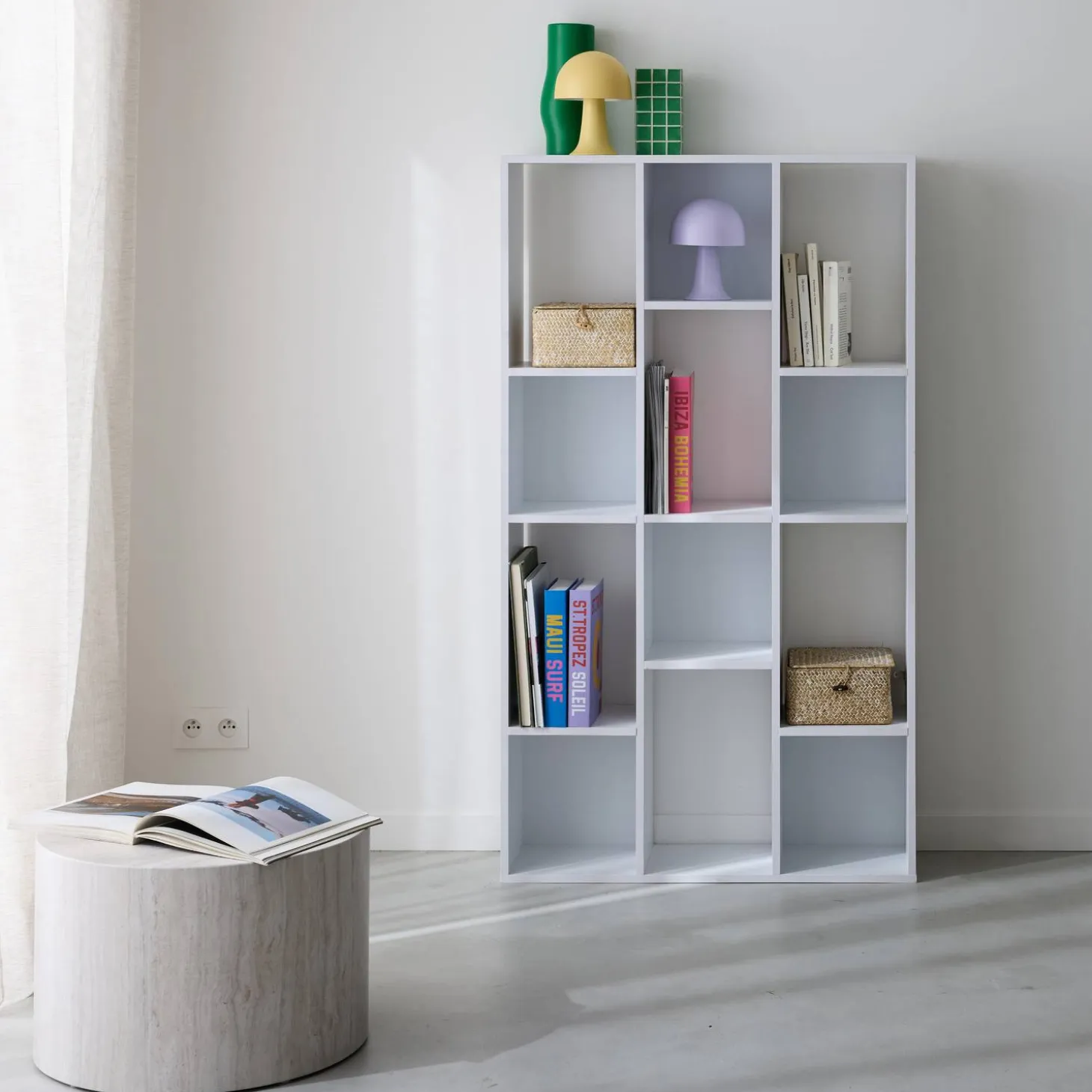3-shelf bookshelf with 12 compartments