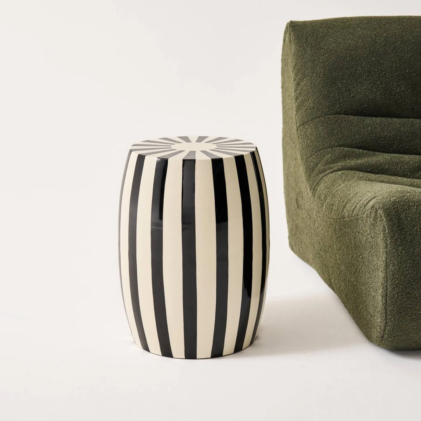 Side table, end table, bedside table in enameled steel, two-tone stripes Ø35 x H 46cm
