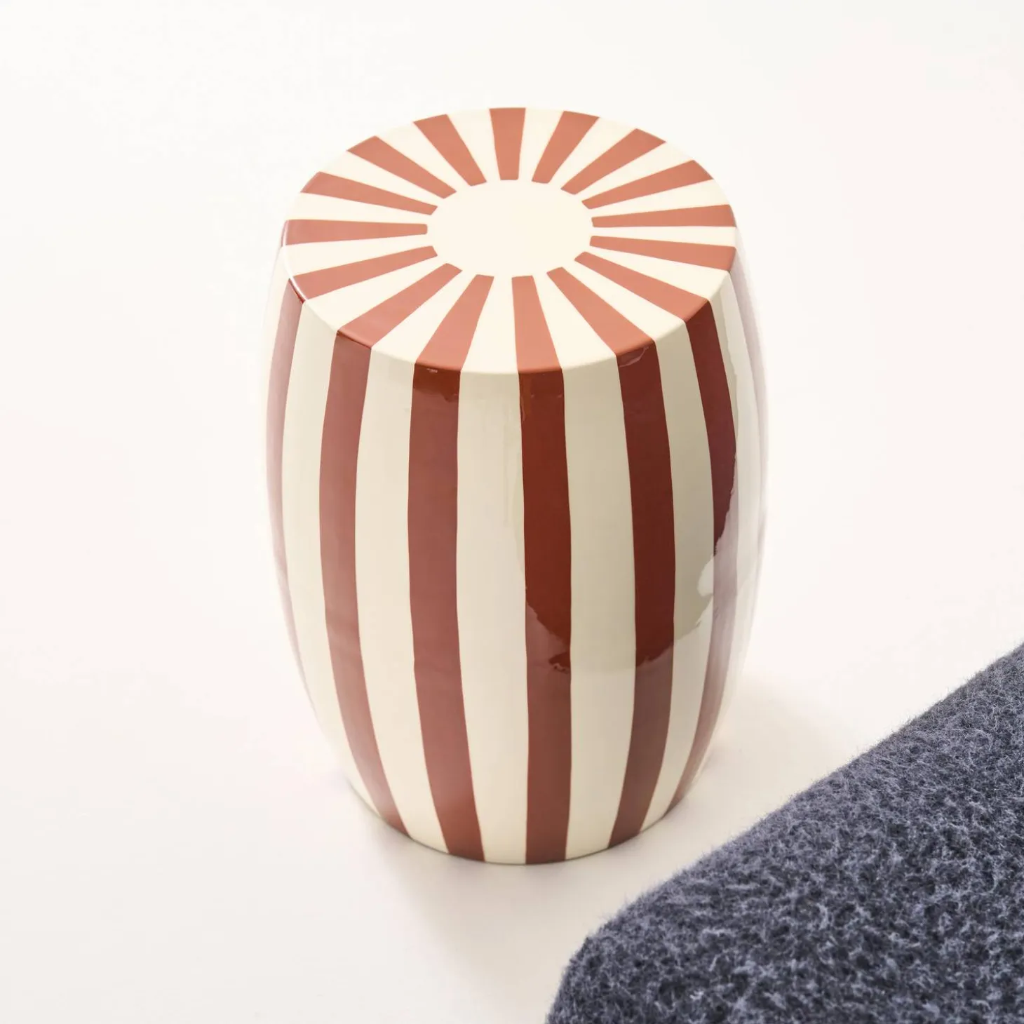 Side table, end table, bedside table in enameled steel, two-tone stripes Ø35 x H 46cm