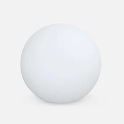 Spherical LED lamp with remote control