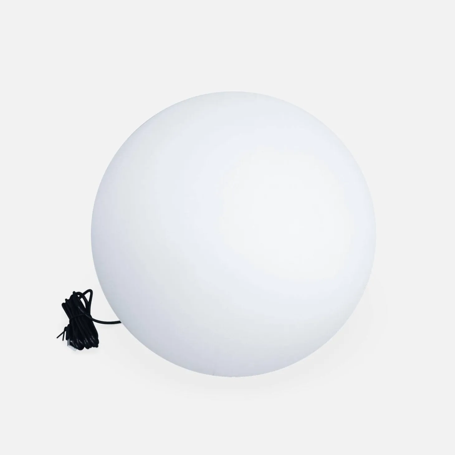 Spherical LED lamp with remote control