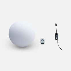 Spherical LED lamp with remote control
