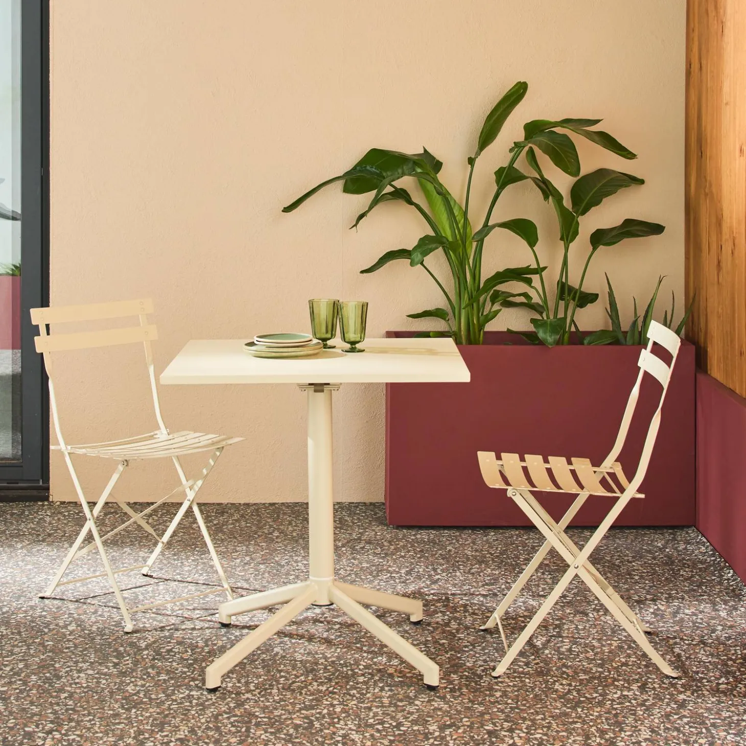 Square folding metal garden table + 2 seats