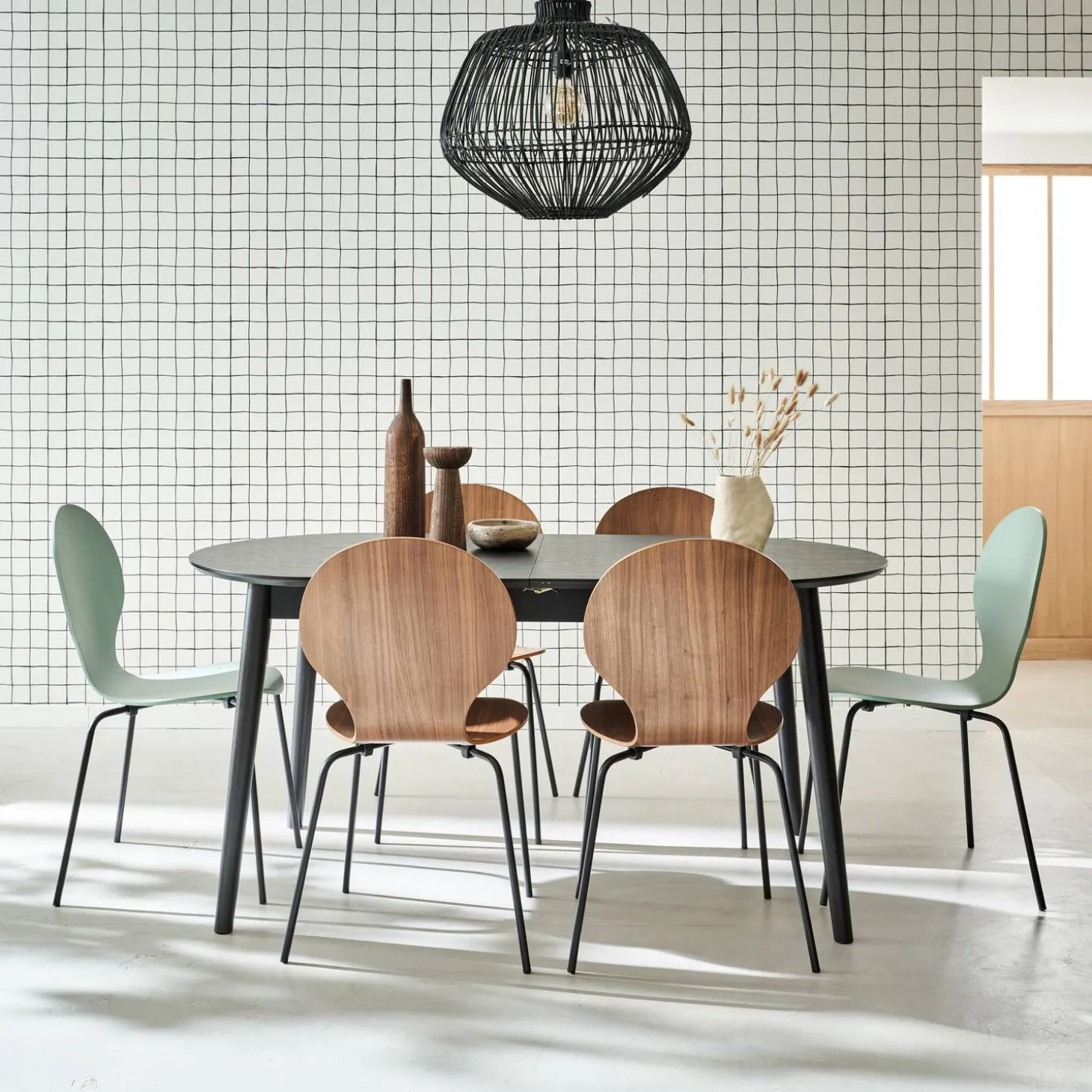 6 to 8-seater extendable oval dining table