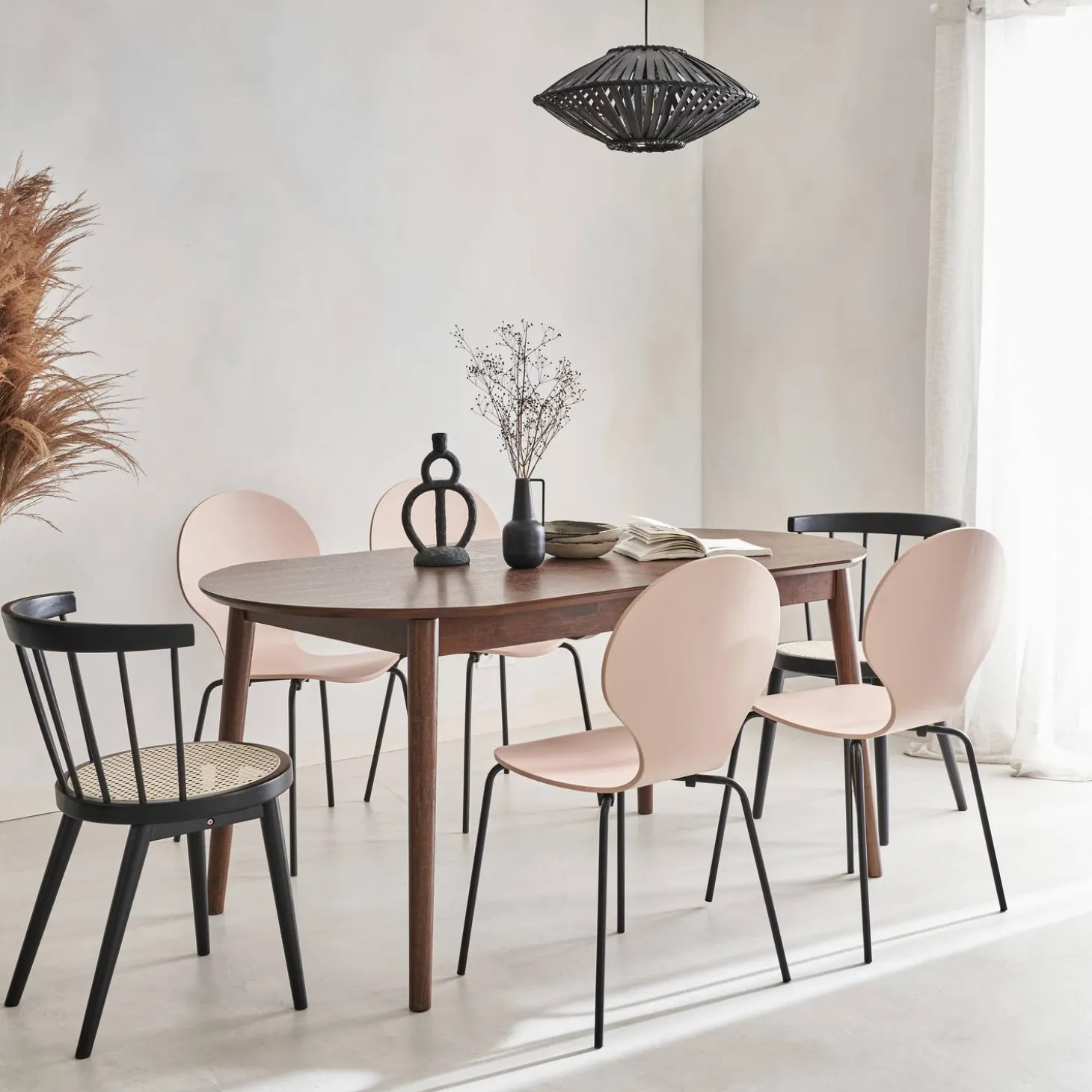 6 to 8-seater extendable oval dining table