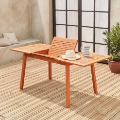 6 to 8-seater extendable wooden garden table