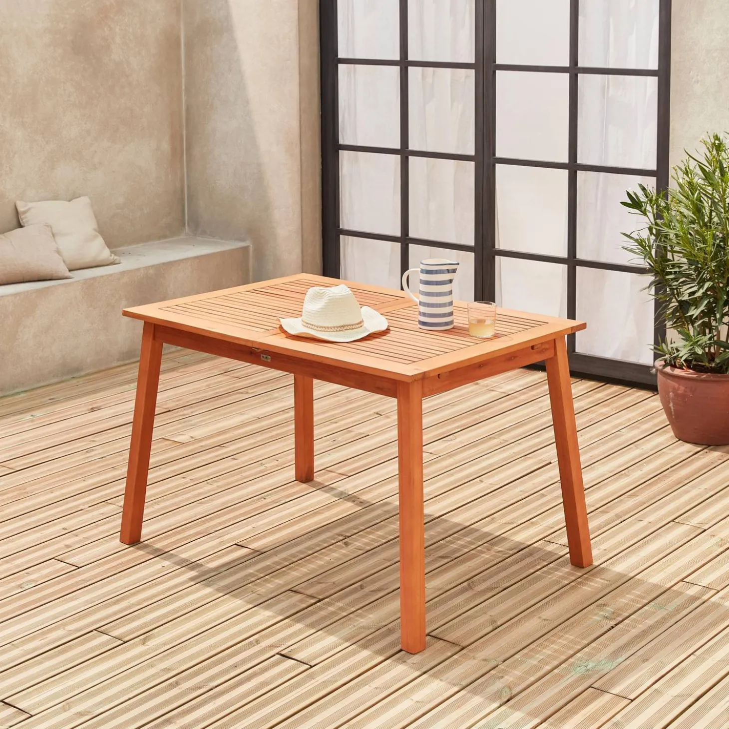 6 to 8-seater extendable wooden garden table