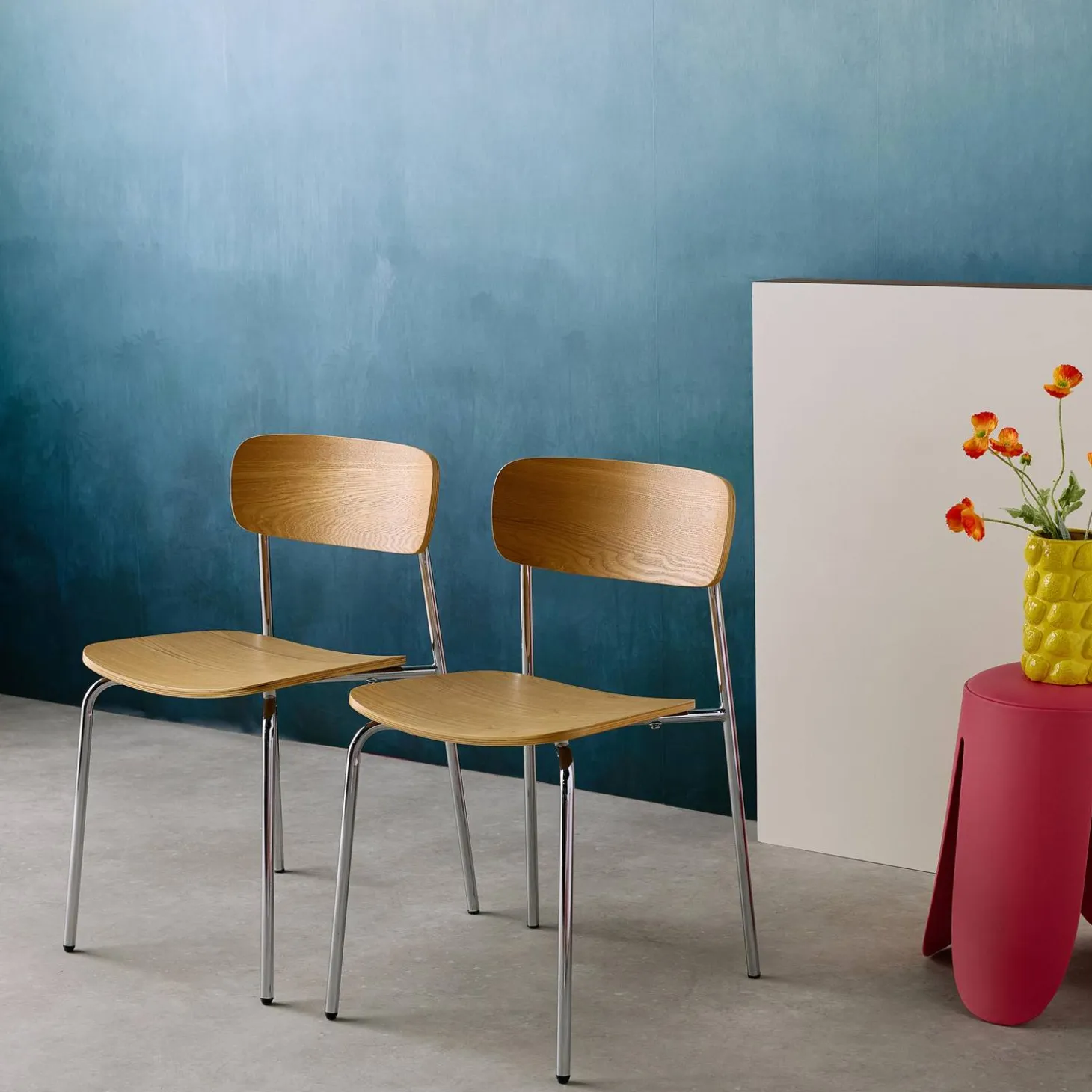 Vintage metal and plywood chair (set of 2)