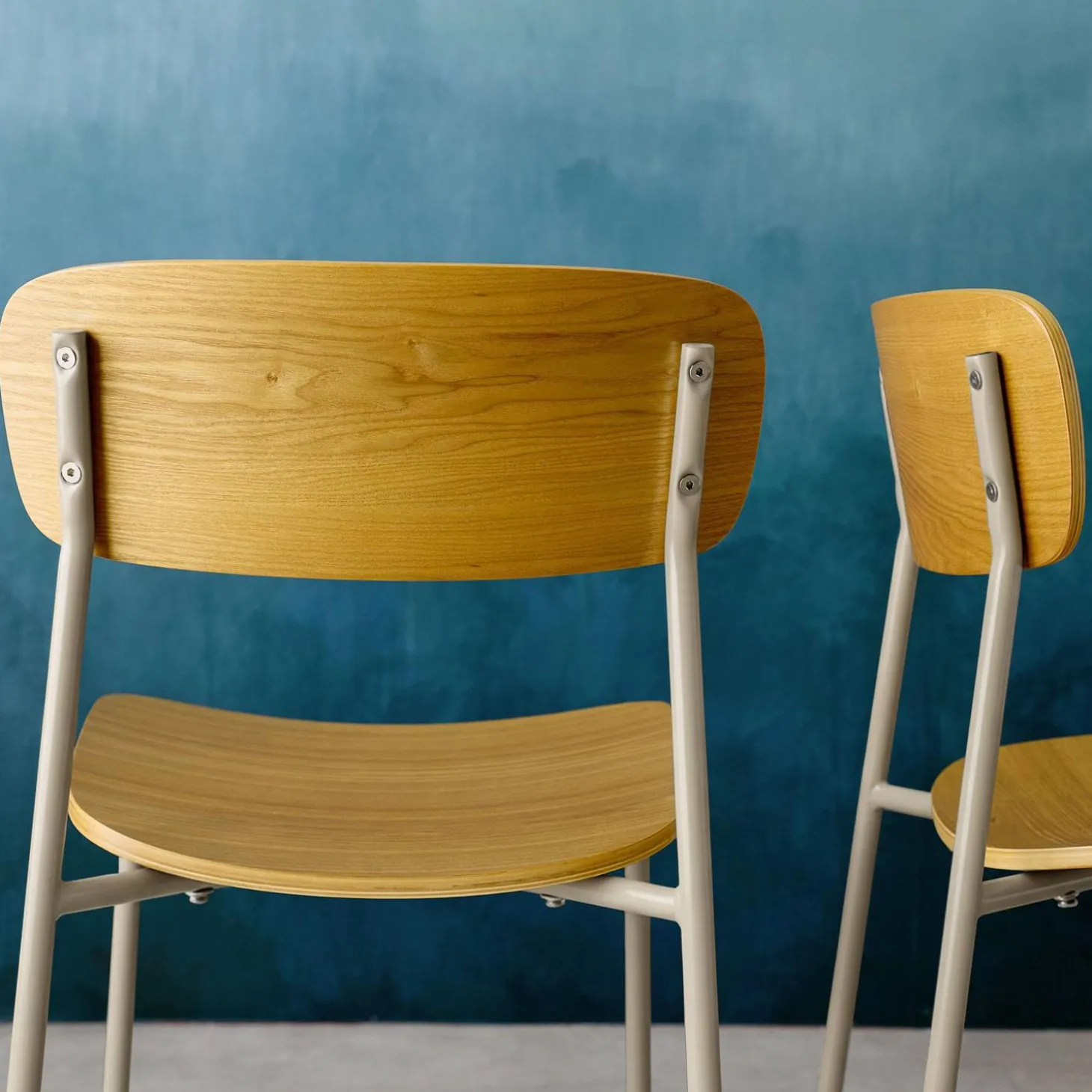 Vintage metal and plywood chair (set of 2)