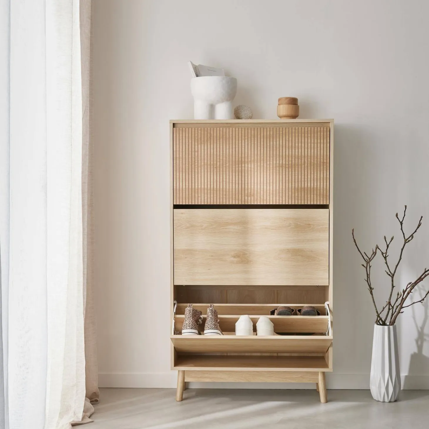 Wood 3-door shoe cabinet