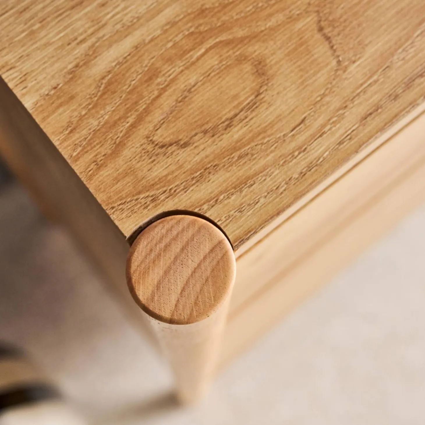 Wood effect chest of 4 drawers