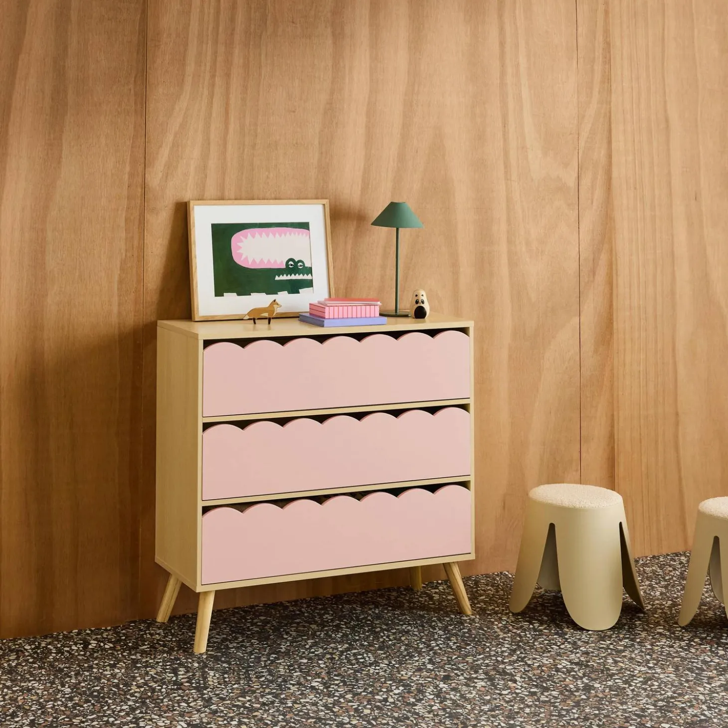Wood-effect children's chest of 3 drawers