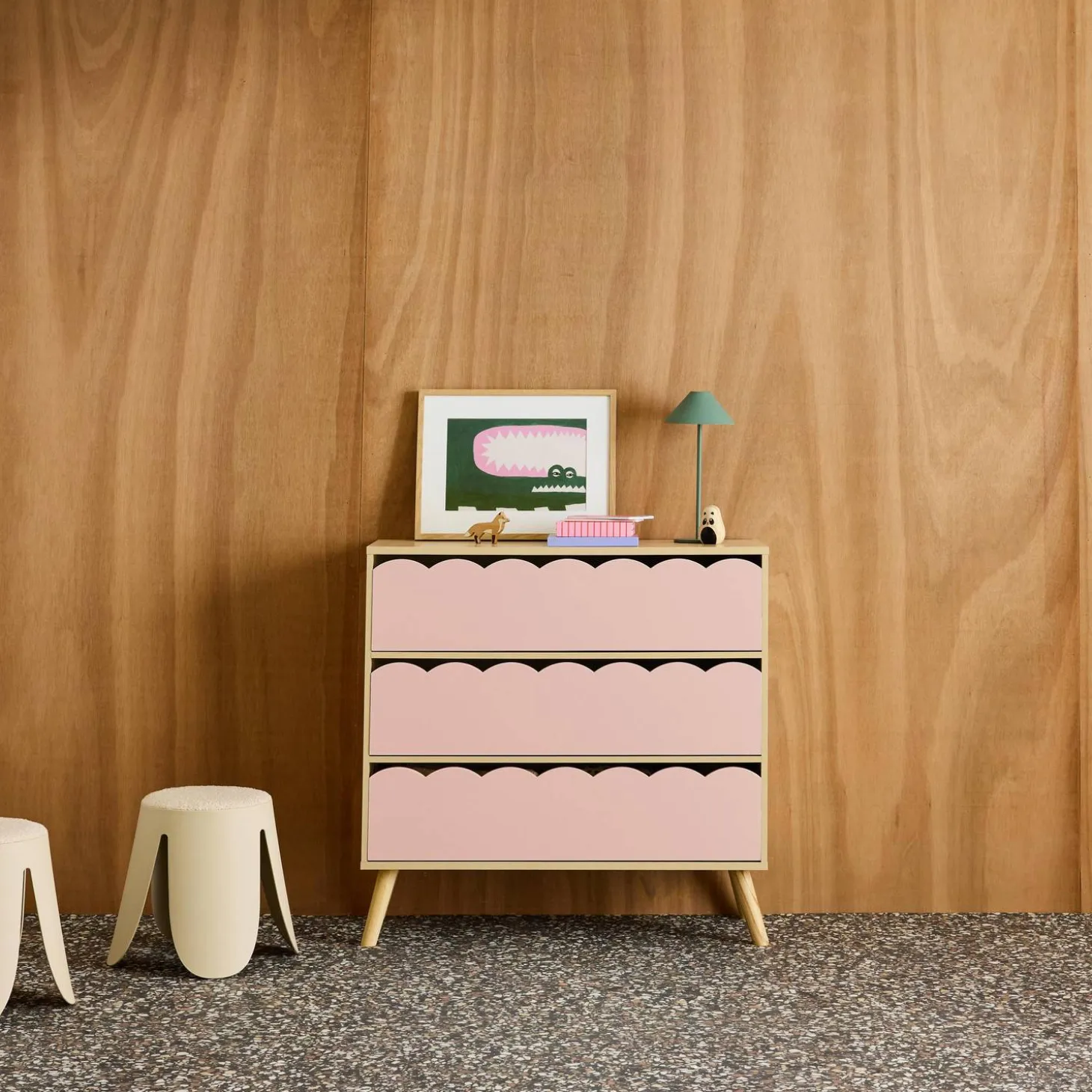 Wood-effect children's chest of 3 drawers