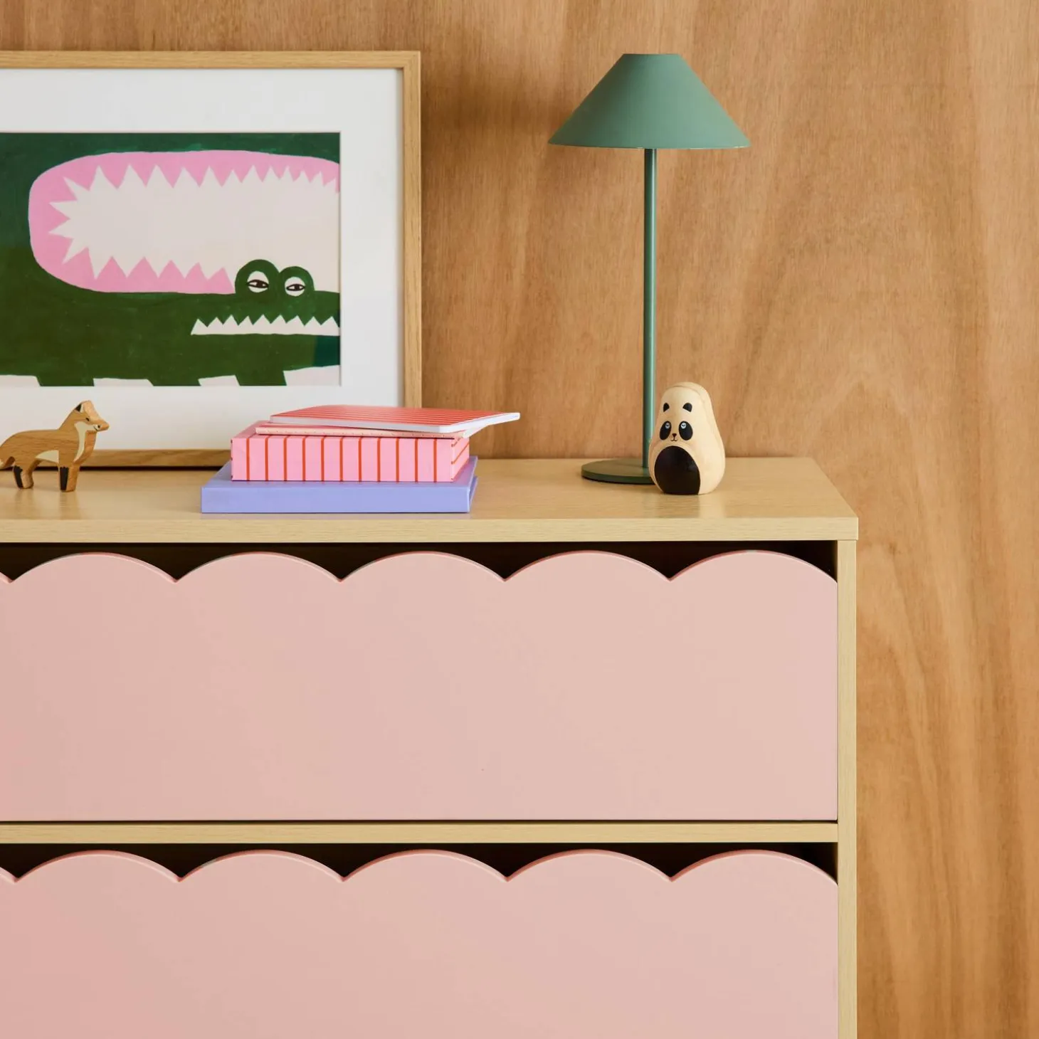 Wood-effect children's chest of 3 drawers