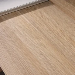 Wood effect desk 2 doors 2 drawers 1 niche 140cm