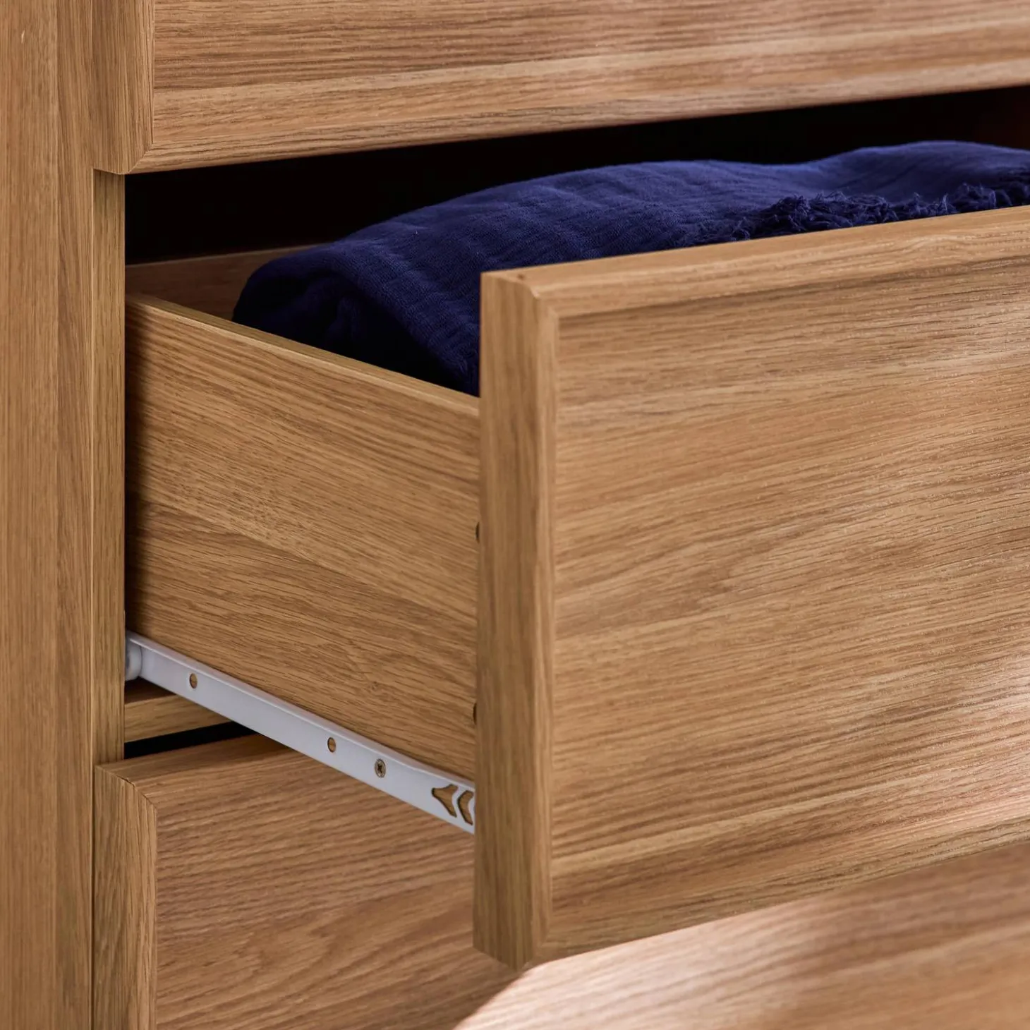 Wood effect storage dresser 6 drawers