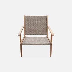 Wooden accent chair in resin