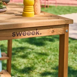 Wooden barbecue sideboard with wheels and a handle
