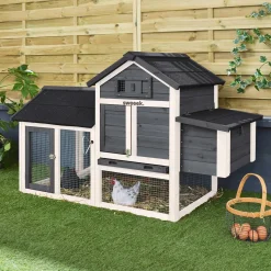 Wooden chicken coop for 3 chickens with nesting box