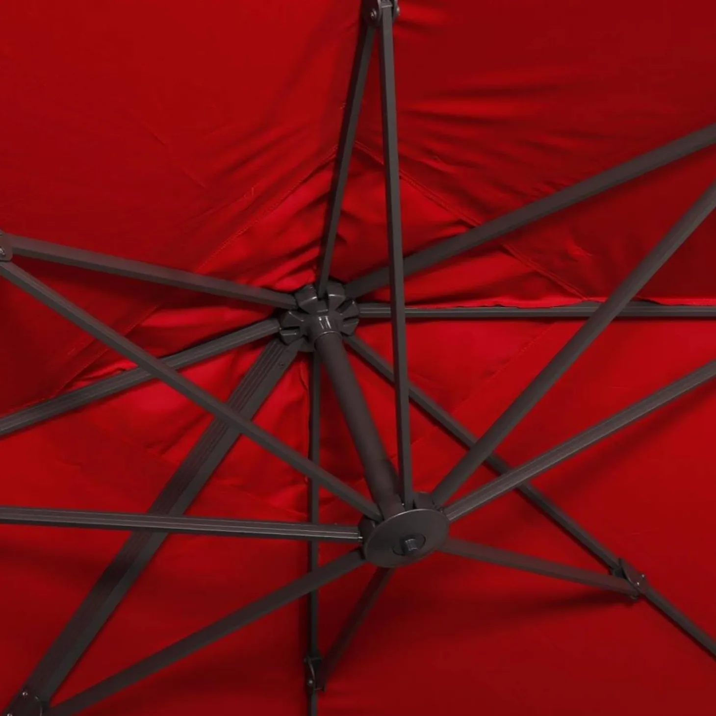 3x3m square cantilever parasol with cover included